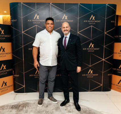 Legendary Footballers Ronaldo and Michel Show Support for AIX Intercontinental Cup with Office Visit