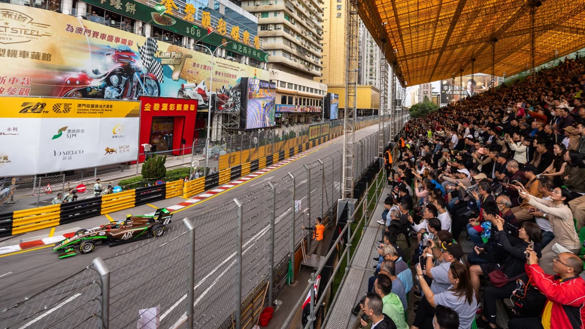 Sprint To Success Charlie Wurz at FIA F3 World Cup in Macau