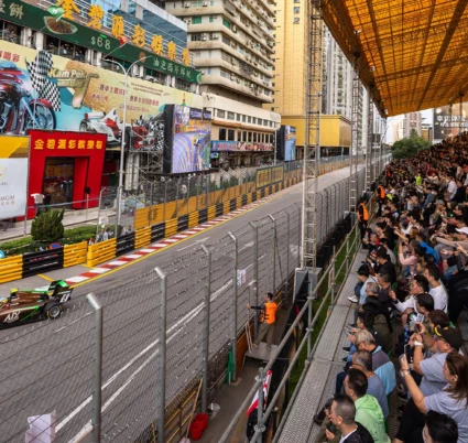 Sprint To Success: Charlie Wurz at FIA F3 World Cup in Macau
