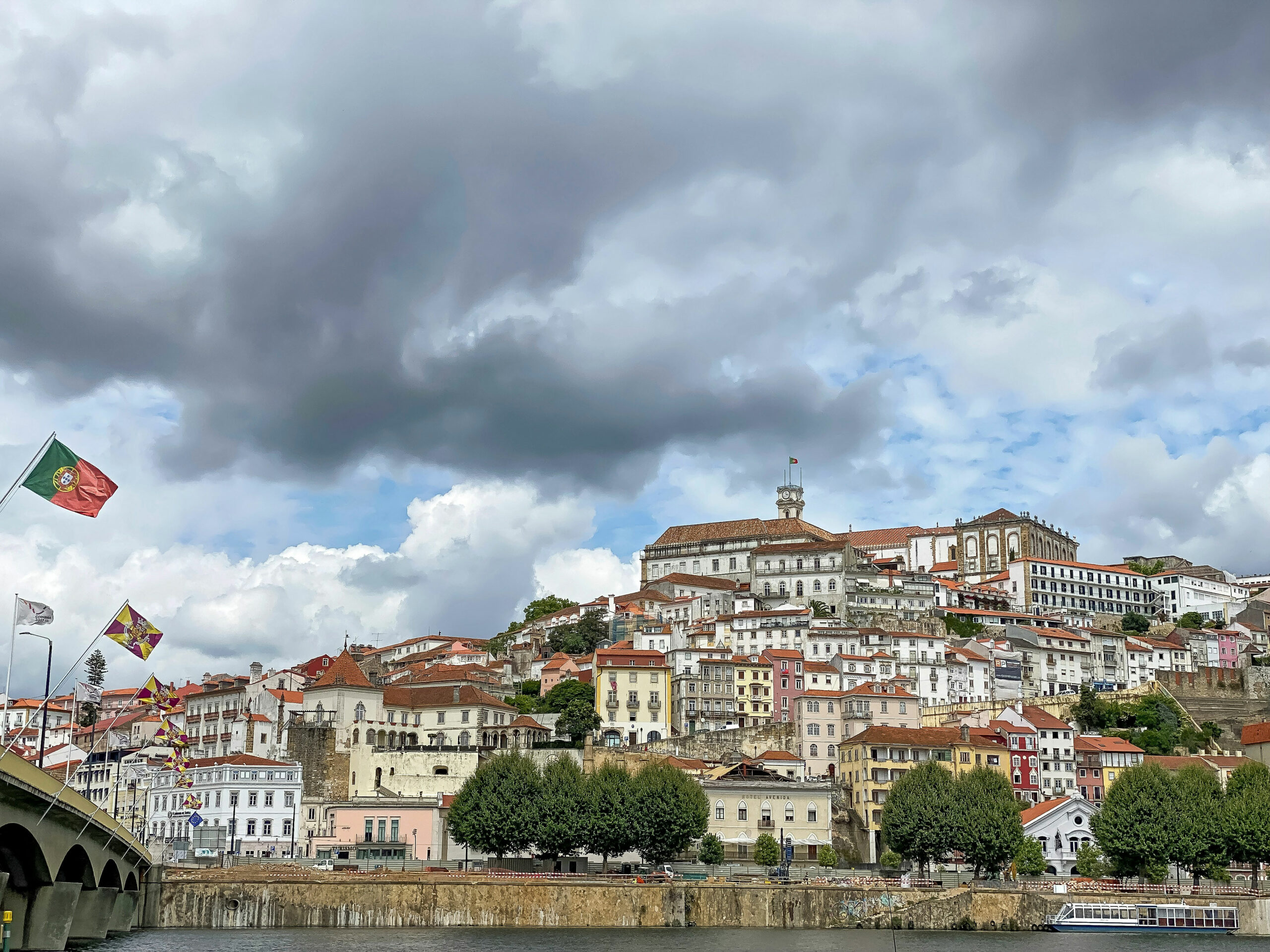 What is non-habitual tax status in Portugal?